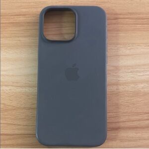 Apple iPhone 16 Pro Max Silcone Case Authentic